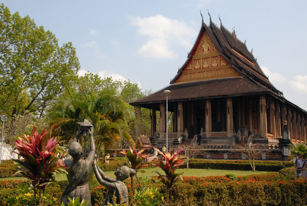 Haw Pha Kaew, built by King Setthatirat in 1565 and destroyed in 1828 by the Siamese