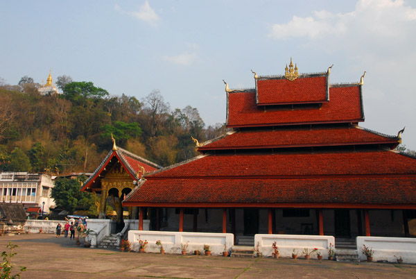 Wat Mai Suwannaphumaham, 1821
