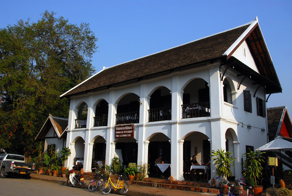 Tamnak Lao Restaurant and Three Elephant Cafe, Sisavangvong Road