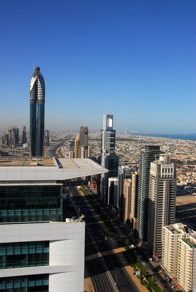 Sheikh Zayed Road, Capricorn Tower