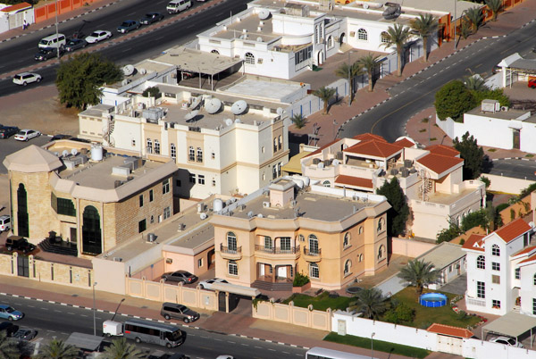 Villas, Dubai-Satwa