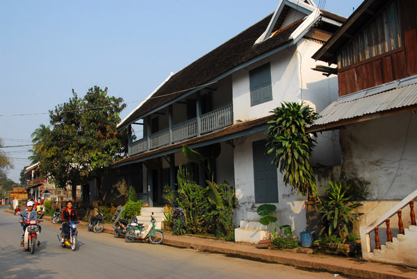 Thanon Khaem Khong, Luang Prabang