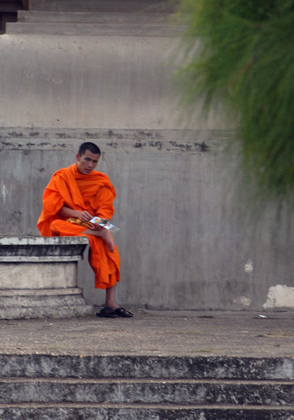 Monk at Patuxai