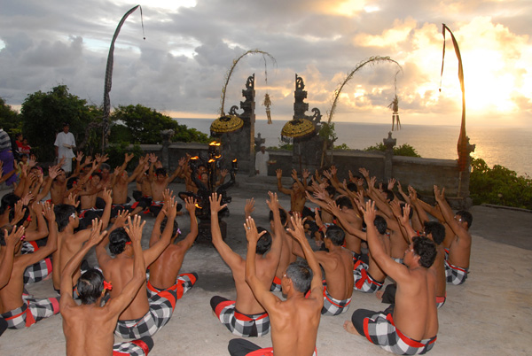 The men of the chorus serve as the monkey army of King Sugriwa