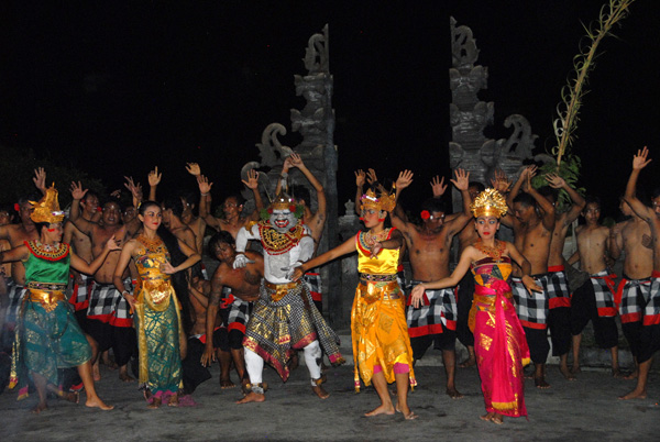 Cast of the Kecak Dance, Ulu Watu Temple