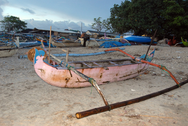 Balinese outrigger canoe, Jimbaren Beach