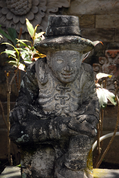 Statue of a Dutchman, Bali Museum