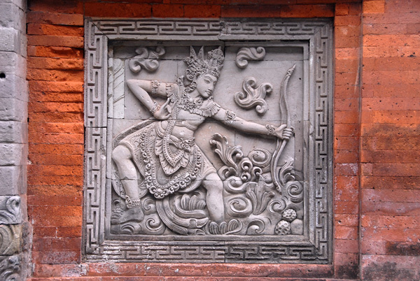 Relief carving on the wall to Bali Museum