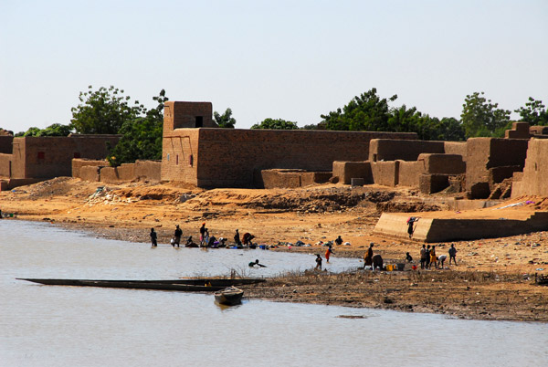Djenné is on an island in the Bani River