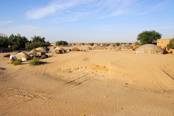 The Sahara comes right up to the edge of Timbuktu