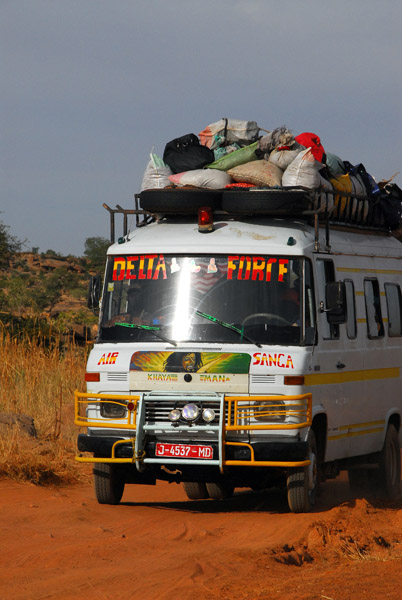 Delta Force bus, Dogon Country
