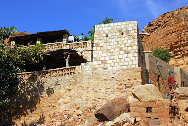 Our first stop, the main hotel-restaurant of the Dogon village of Tereli