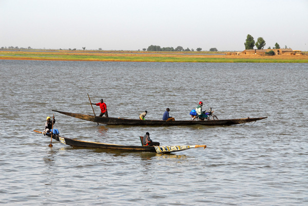 Fishing pirogues, Niger River, Mopti