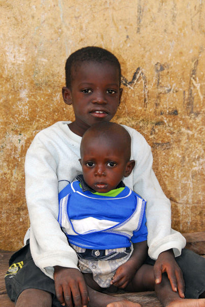 Boy and his baby brother, Mopti
