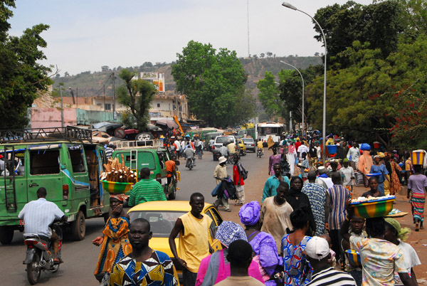 Busy Avenue Al Qoods, Bamako, Mali