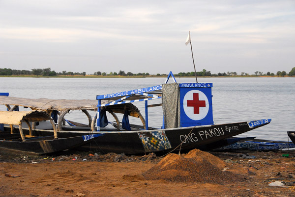 Ambulance pinasse, Ségou, Mali