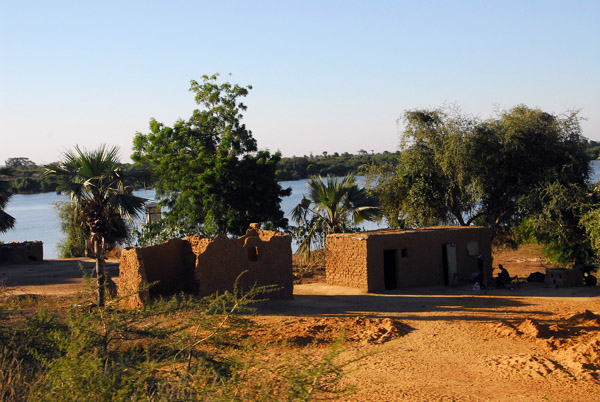 Village along the banks of the Bani River, Mali