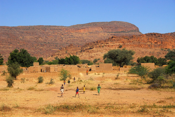 A village in the Hombori Mountains, Mali
