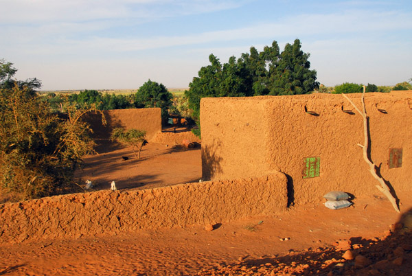 Village along the Niger River downstream from Gao