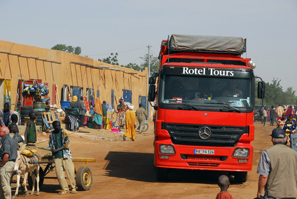 The Rotel passing through Ansongo, Mali