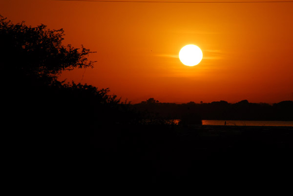 Sunrise over the Senegal River, Chutes de Félou, 25 November 2006
