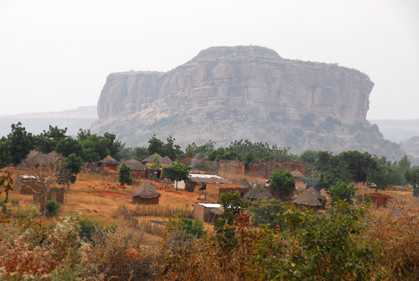 Prominent plateau near Diamou, Mali