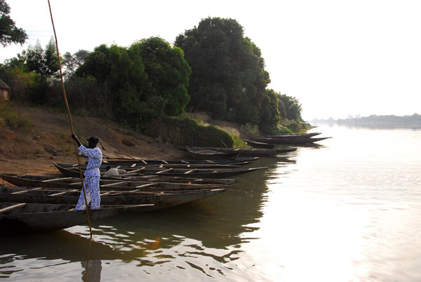 North shore of the Bakoy River, Mali