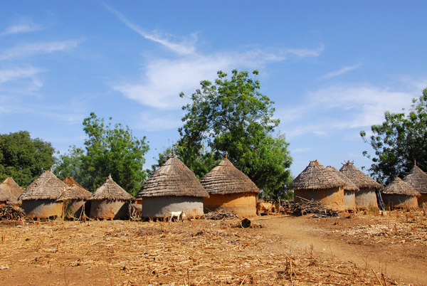 Dilia, Mali, between Mahina and Manatali
