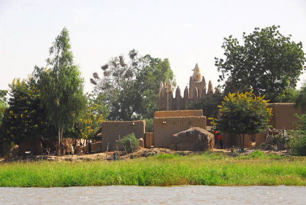 Niger River village mosque, Mali