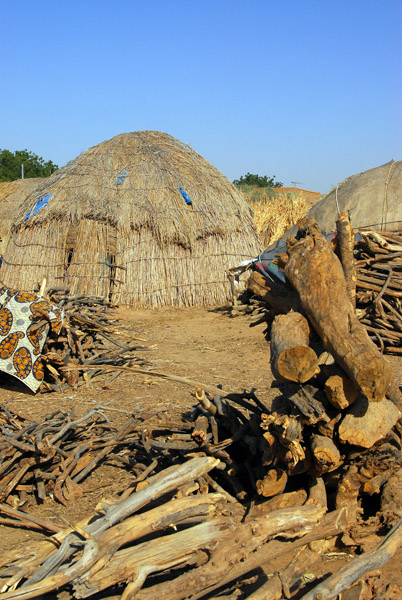 Nomad huts, Konna, Mali
