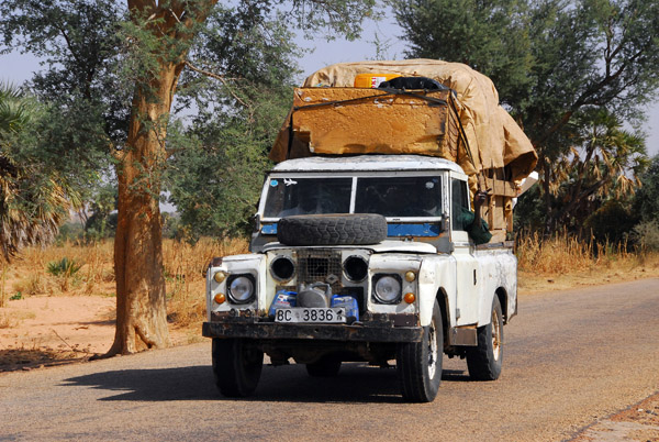 Fully loaded pick up truck, Niger