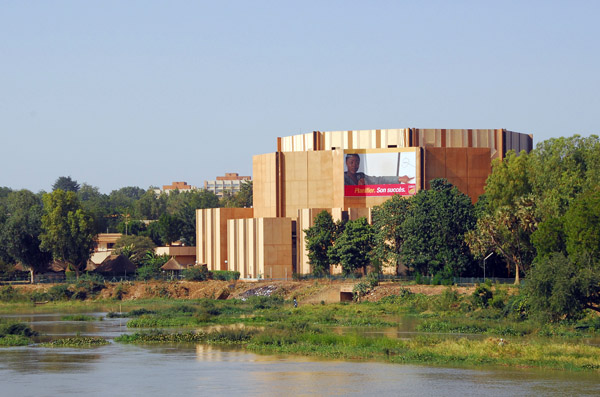 Palais des Congress, Niamey, from the Kennedy Bridge
