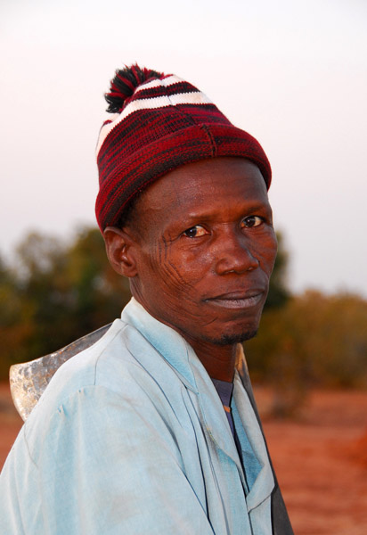A man from Niger with an interesting tatoo pattern on his face