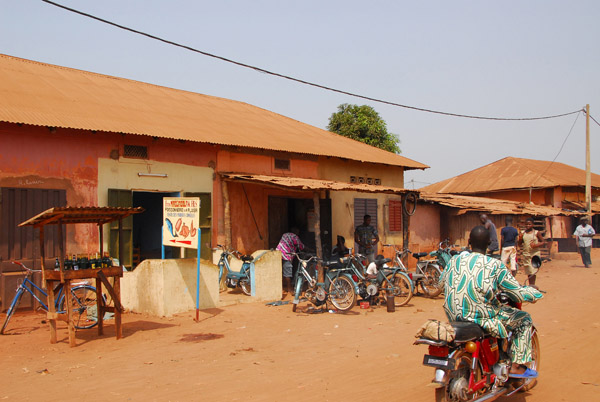 Poissonnerie Le Plasir, Abomey, Benin