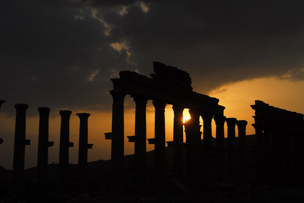 Colonnade at sunset, Palmyra