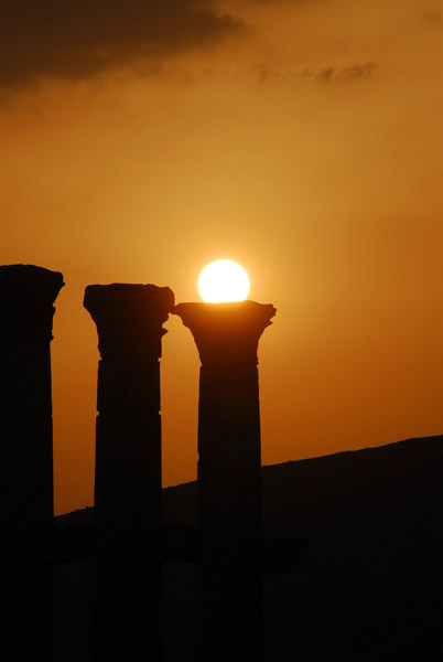 Sunset on a column, Palmyra