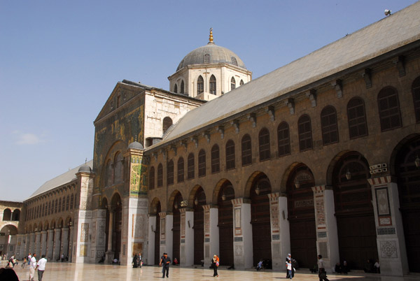 Umayyad Mosque completed in 715 AD