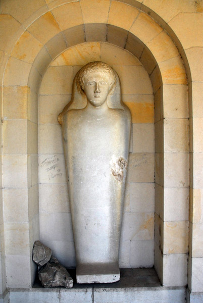Classical style anthropomorphic sarcophagus
