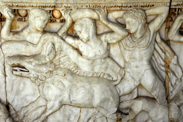 Sarcophagus with hunting scene, Syrian National Museum