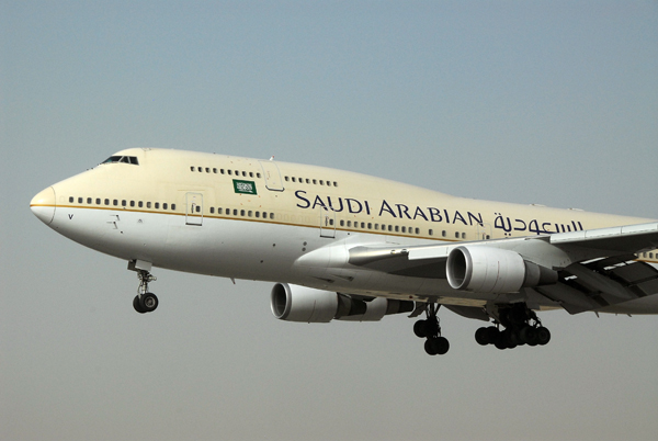 Saudi Arabian Airlines Boeing 747-400 (HZ-AIV)