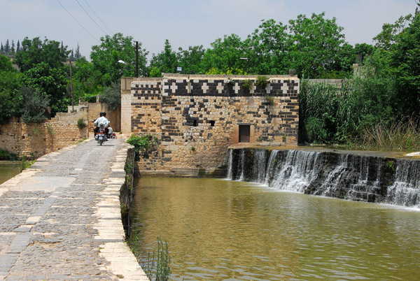 Dam along the Orontes River, Hama