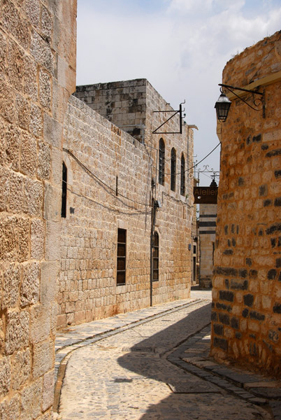 Narrow alley leading to Azem Palace, Hama