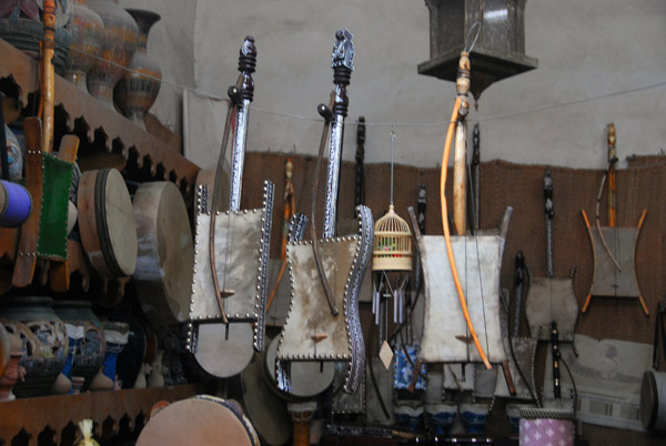 Musical instruments, Aleppo Souq