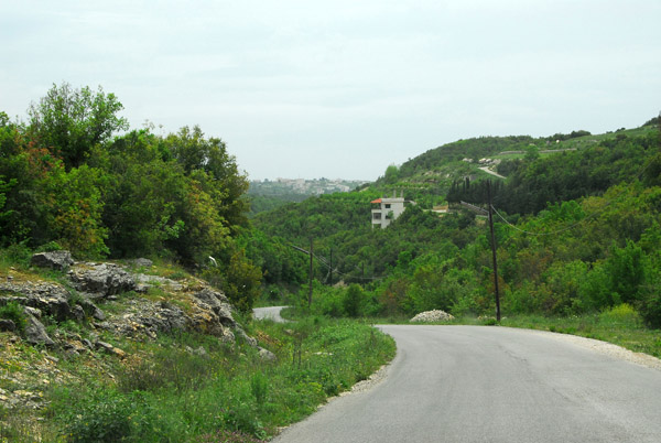 Road in the highlands near Slinfah, Syria