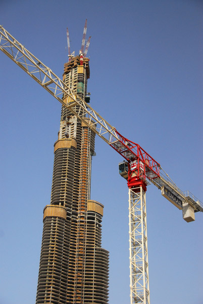 Crane with Burj Dubai
