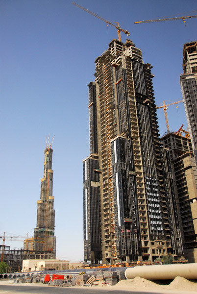 Executive Towers B under construction