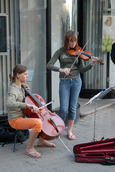 Street musicians, Riga