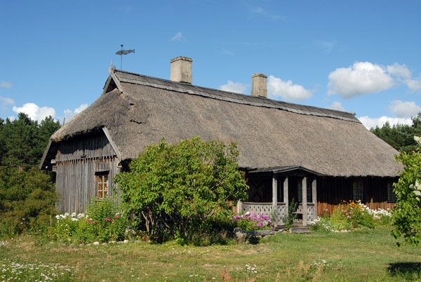 Living House of Lurki from the fishermen's village of Pape, Rucava parish, district ofLiepaja