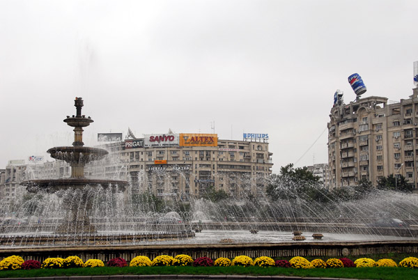 Fountain, Piata Unirii - Centrul Civic, Bucharest