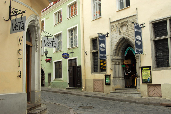 Old Town Tallinn, Zlobin Souvenirs, Pikk 7